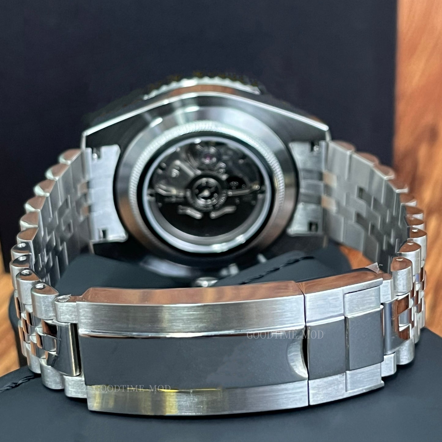 Gmteiko - Black & Grey