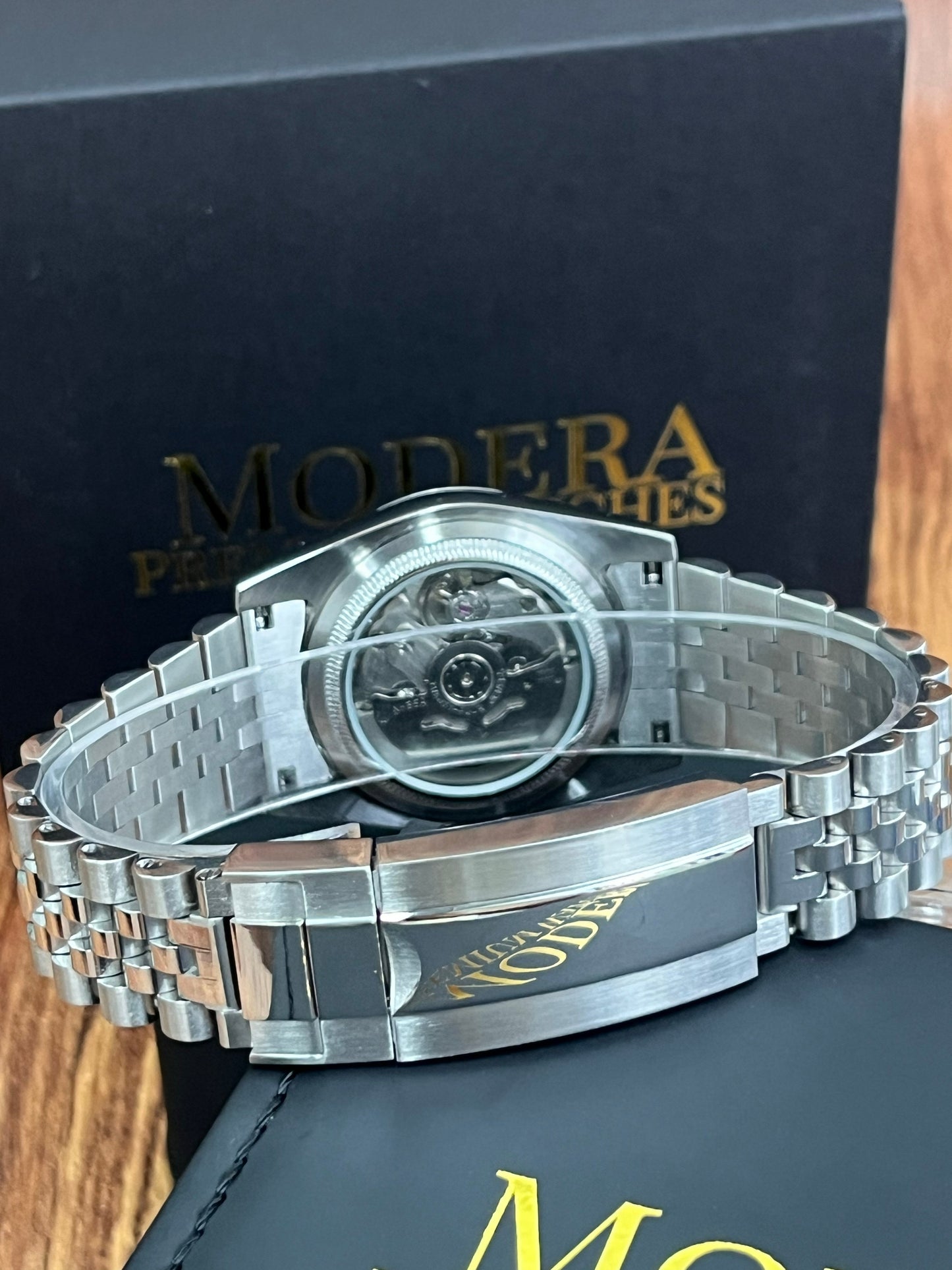 Siekojust  |  Sky Blue Arabic Textured