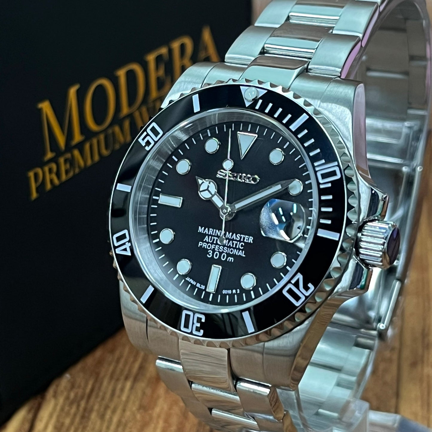 Seikomariner  |  Black