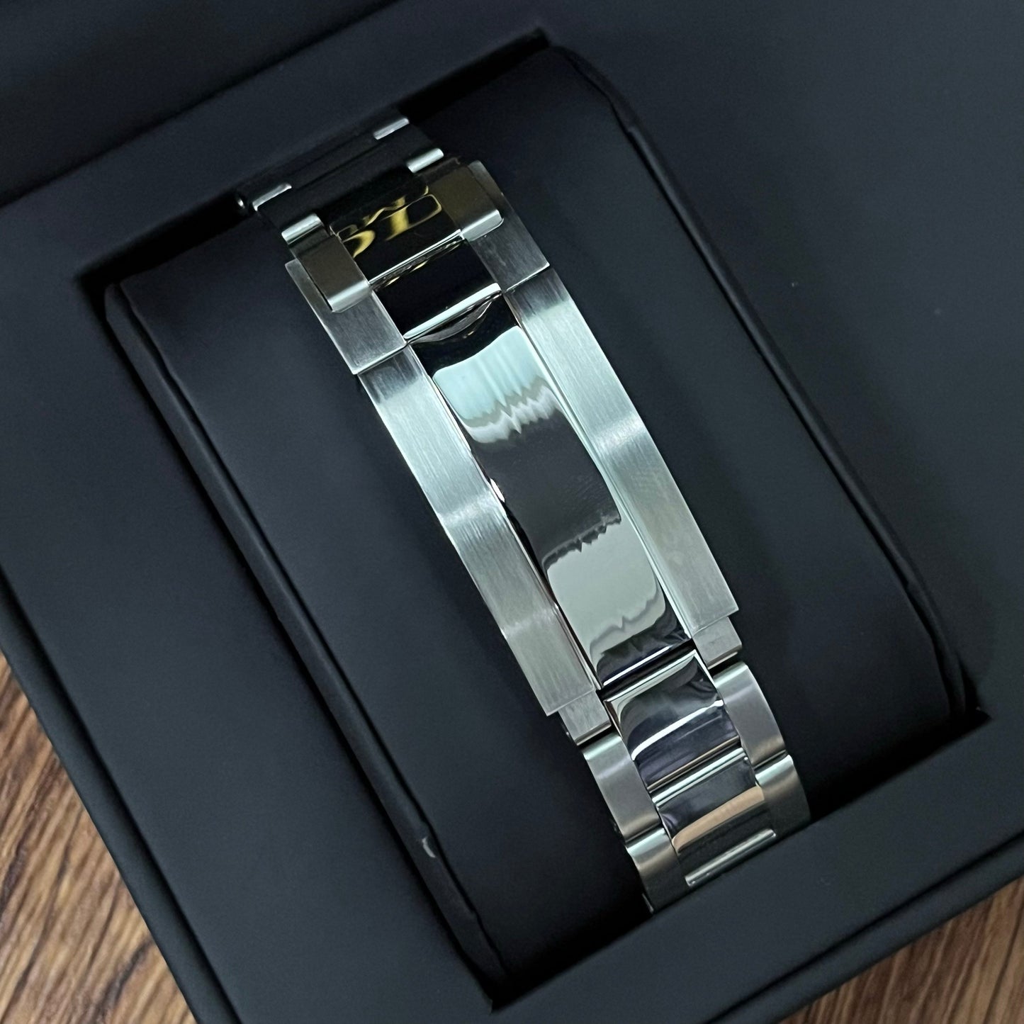 Seikomariner  |  Black